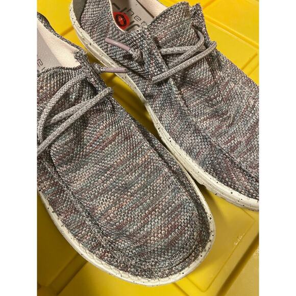 Hey Dude Wendy sox Antique Rose slide ons size 10 - Picture 2 of 9